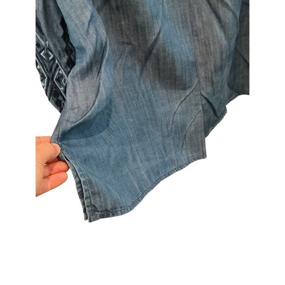 Chico’s Embroidered Sleeve Blouse Tencel Size XL Chambray Denim Blue NEW - Picture 8 of 12